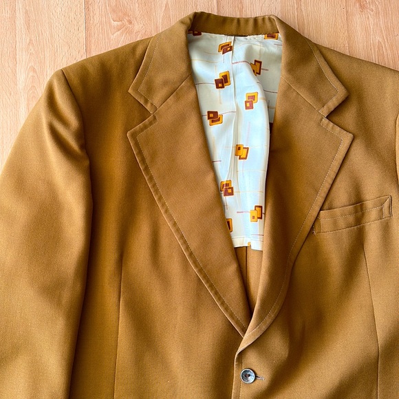 Vintage mustard suit jacket - Picture 2 of 10